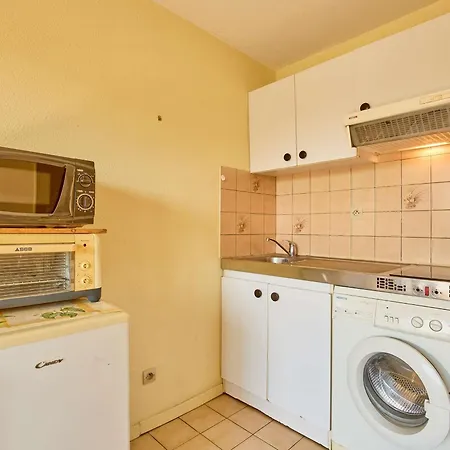 T1 Bis Avec Balcon Et Animaux Admis A - Fr-1-841-71 *